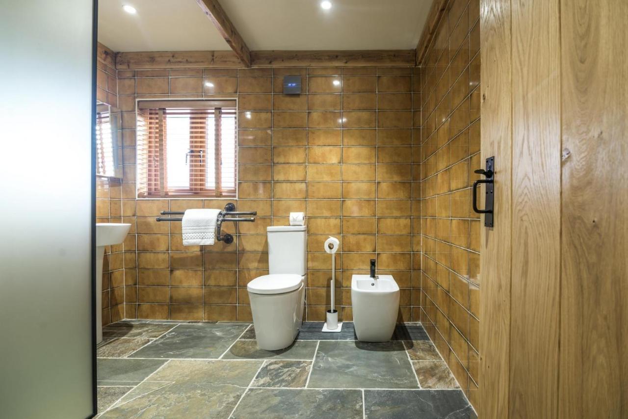 Lavender - Luxurious Barn Conversion - Blossom Farm Johnston エクステリア 写真