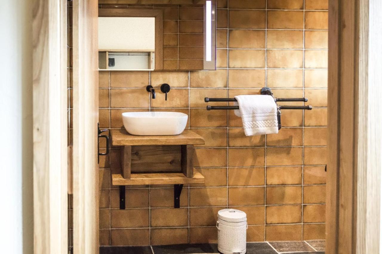 Lavender - Luxurious Barn Conversion - Blossom Farm Johnston エクステリア 写真