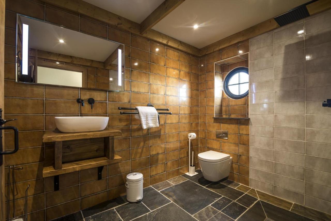 Lavender - Luxurious Barn Conversion - Blossom Farm Johnston エクステリア 写真