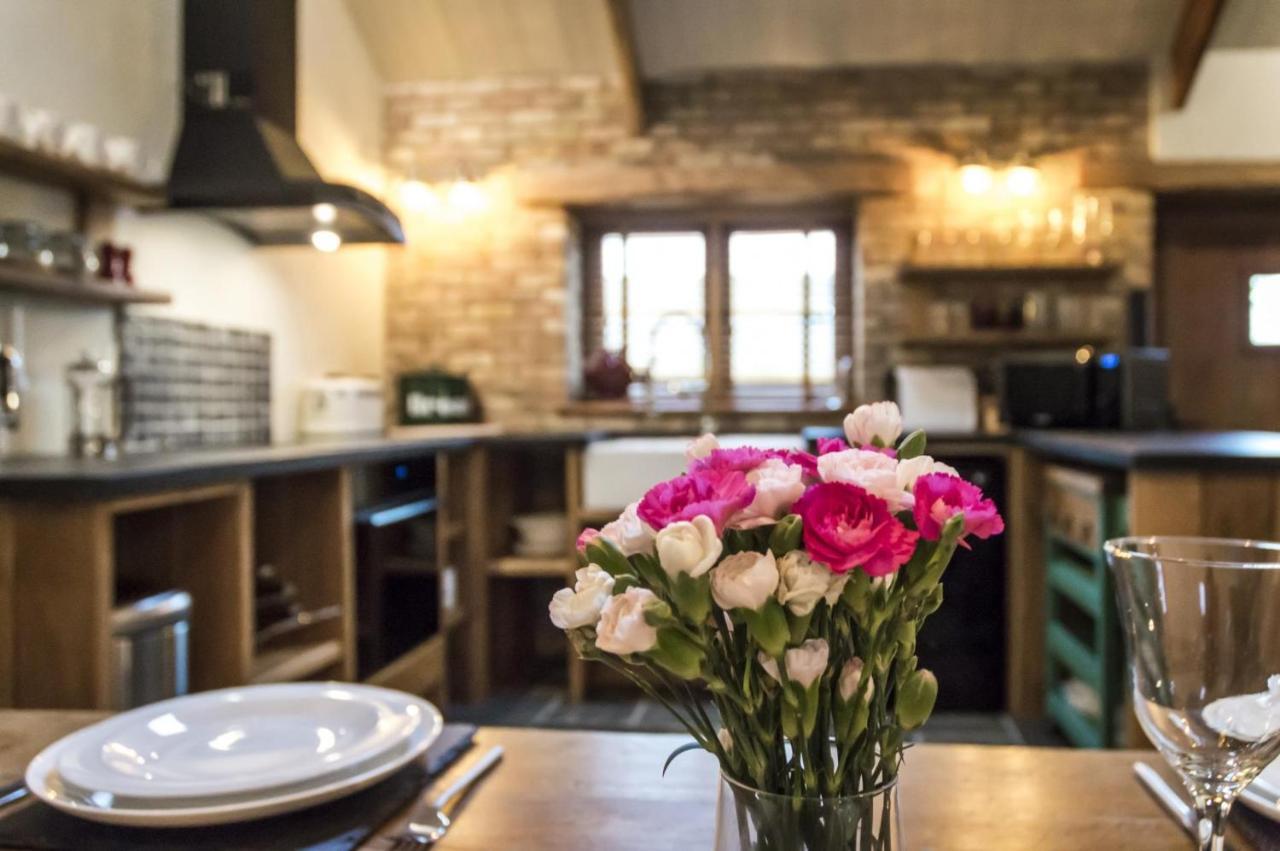 Lavender - Luxurious Barn Conversion - Blossom Farm Johnston エクステリア 写真