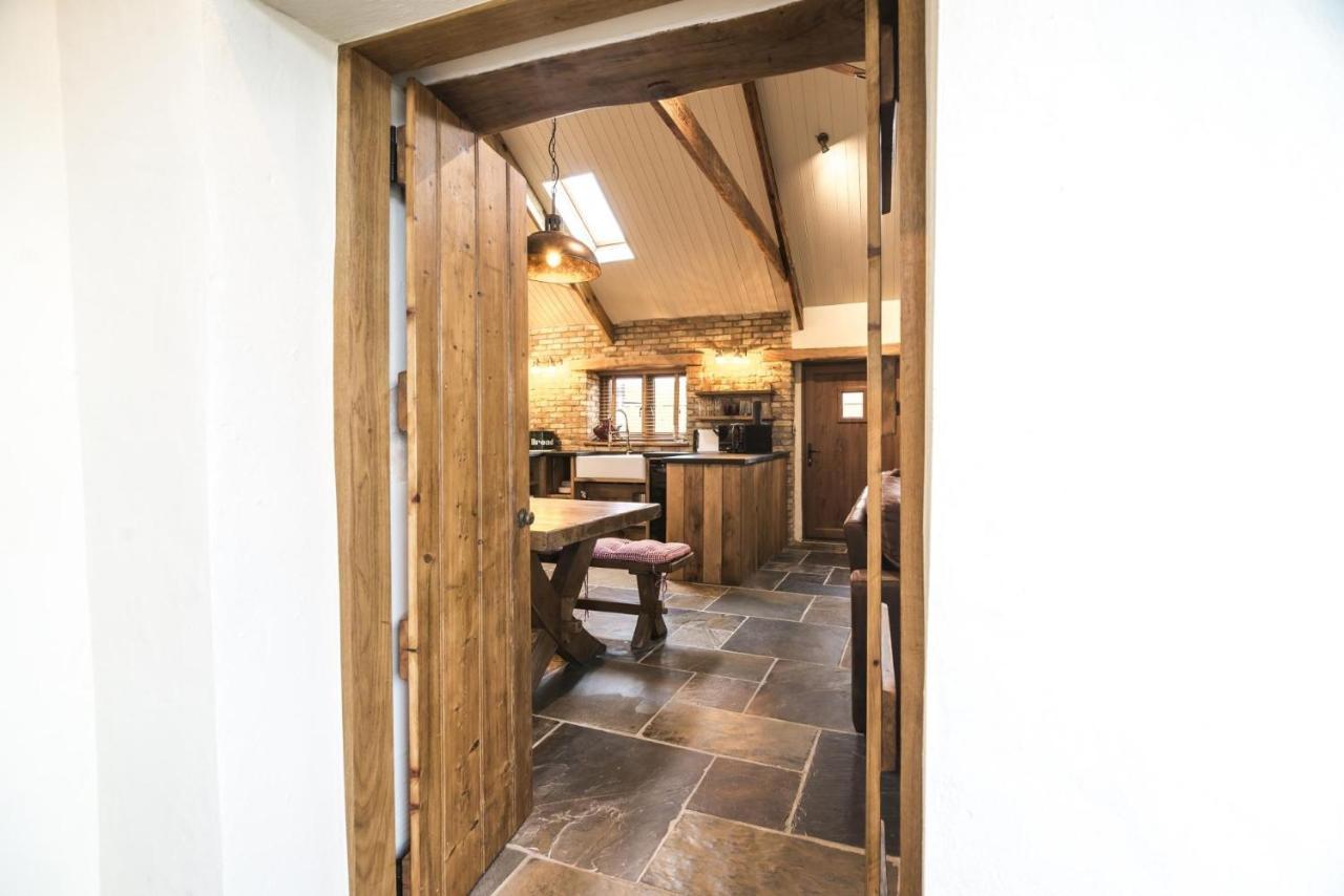 Lavender - Luxurious Barn Conversion - Blossom Farm Johnston エクステリア 写真