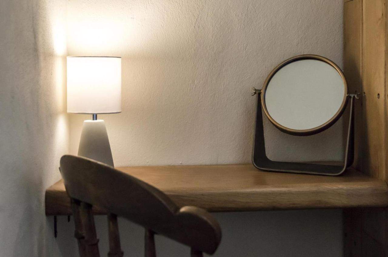 Lavender - Luxurious Barn Conversion - Blossom Farm Johnston エクステリア 写真